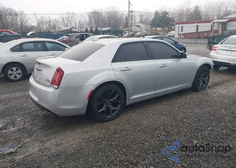 2021 Chrysler 300 300S z USA, uszkodzony, nr VIN 2C3CCABG4MH550120
